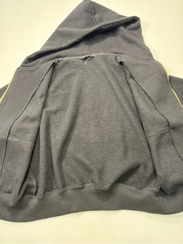 Pretty Garden Black Zip Hoodie with Gold Full-Zip Closure - Image 6