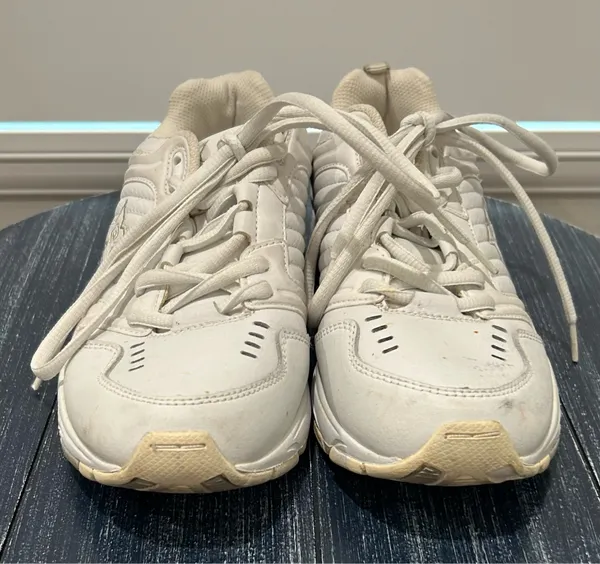 Ladies Active Sneakers White Size 8 - Image 2
