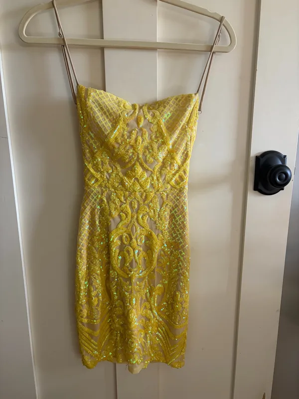 Lucy in the Sky Yellow Sequin Dress Backless - Image 3