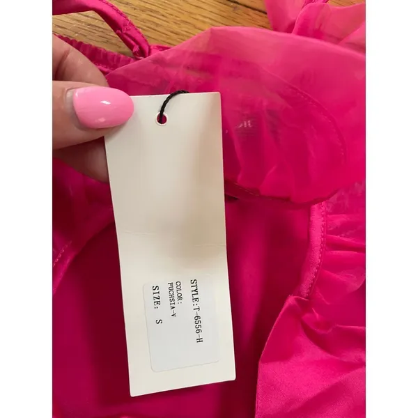 NWT Strut & Bolt fuschia camisole‎ size small - Image 3