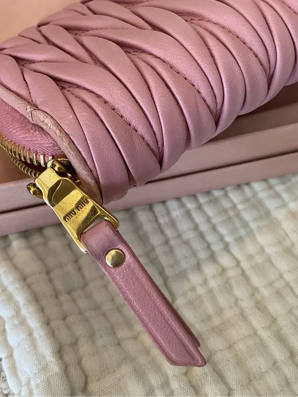 Miu Miu Matelasse Zip Wallet Pink Gold w/ Box - Image 6