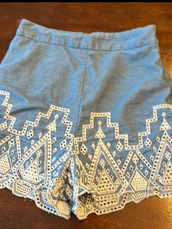 GB Blue/White Shorts with Side Zipper Size Small - Image 3