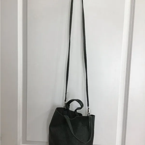 Green BUCKET CROSSBODY BAG Pebbled‎ LEATHER Made in Italy - Image 3