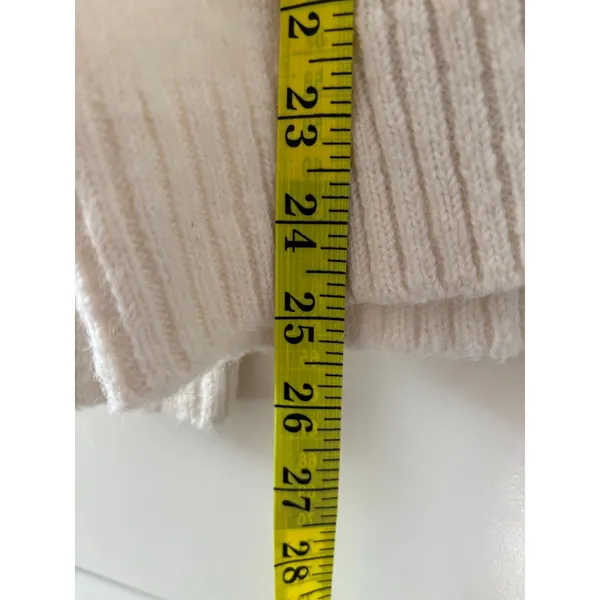 Old Navy Ivory Crewneck Sweater Women’s Medium Soft Cozy Knit Pullover Cream M - Image 7