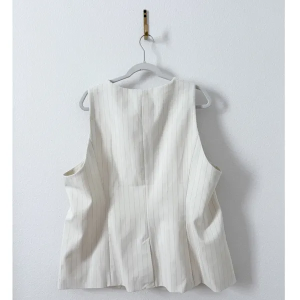 NWT H&M White Pinstriped Button Front Vest Top US XXL - Image 2