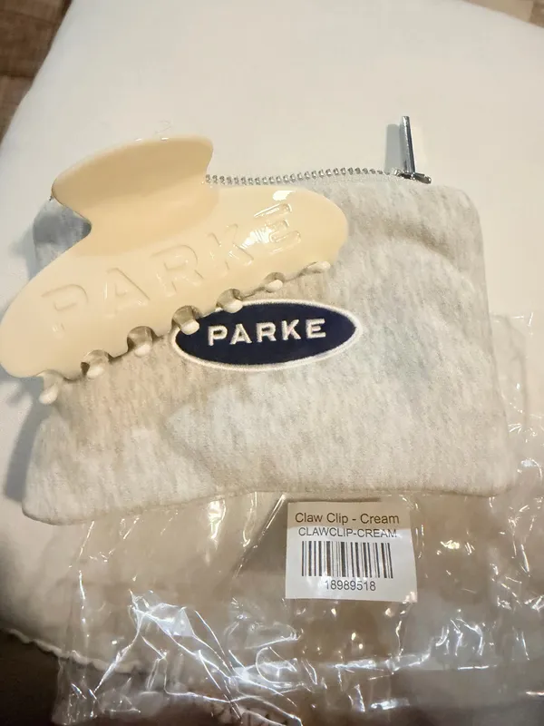 PARKE Claw Clip with Pouch Back To School Collection Cream NIP - Image 3