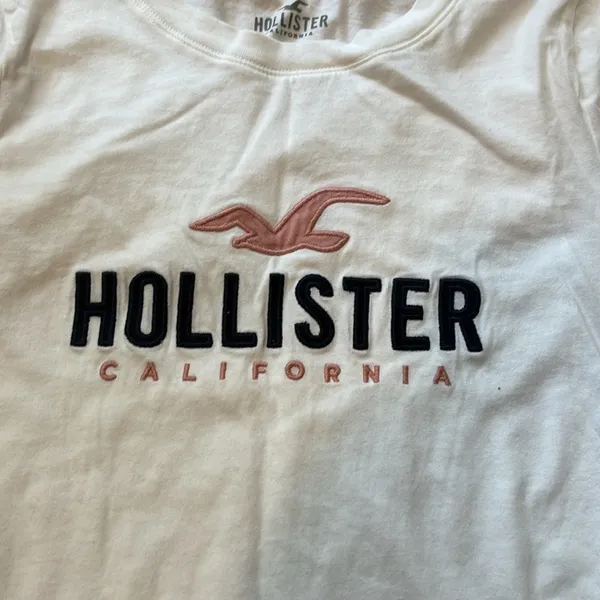 Hollister White Tee - Image 3