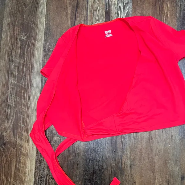 PINK Victoria's Secret Vivid Red Short Sleeve Wrap Top - Image 8
