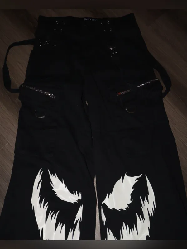 Dolls kill Ghoulish Glow In The Dark Wide Leg cargo Pants size small- baggy - Image 3
