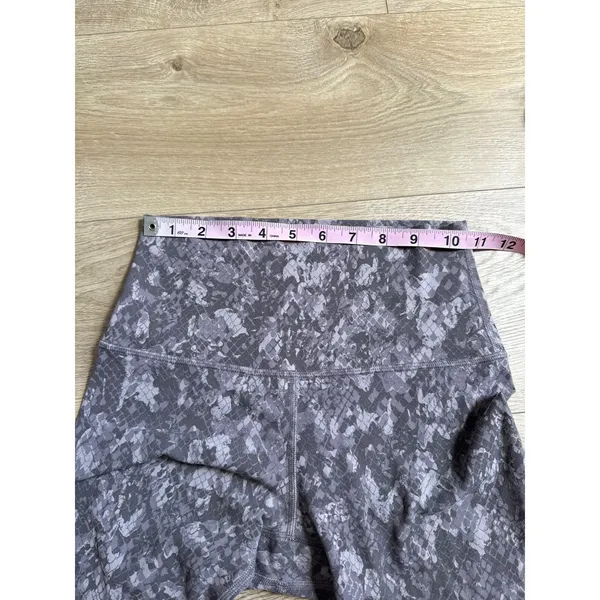 EUC lululemon Align High-Rise legging Hideaway Camo Lunar Rock‎ Multi print sz 4 - Image 7