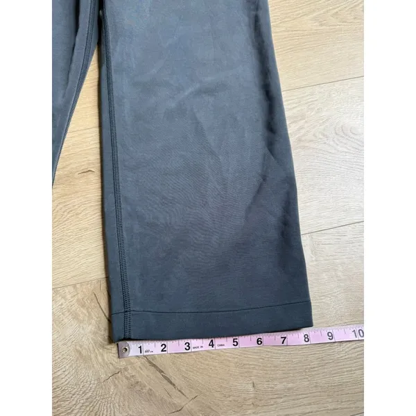Lululemon Softstreme High-Rise Straight-Leg Cropped Pant 22" Black/gray Size 6 - Image 6