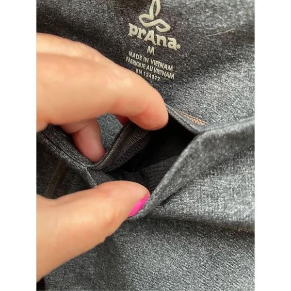 Prana Audrey Knicker size M capri low rise in grey running yoga - Image 6