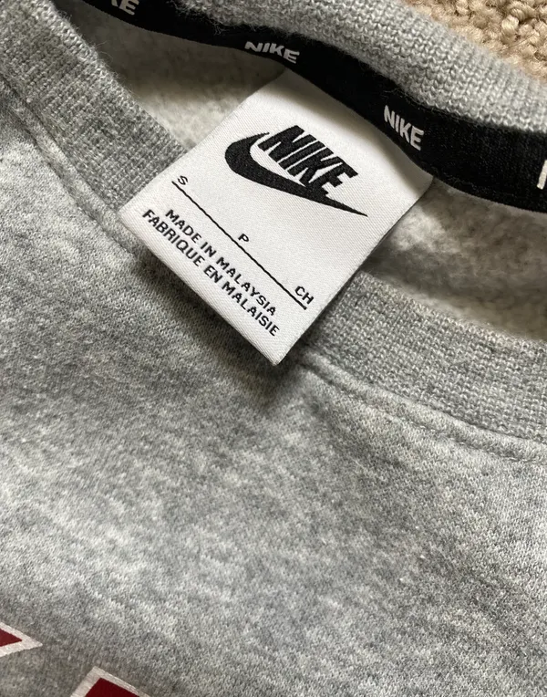 Nike Hoodie - Image 2