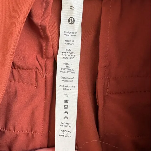 NWOT Lululemon Luxtreme mid-rise straight leg trouser dark terracotta size XS - Image 6