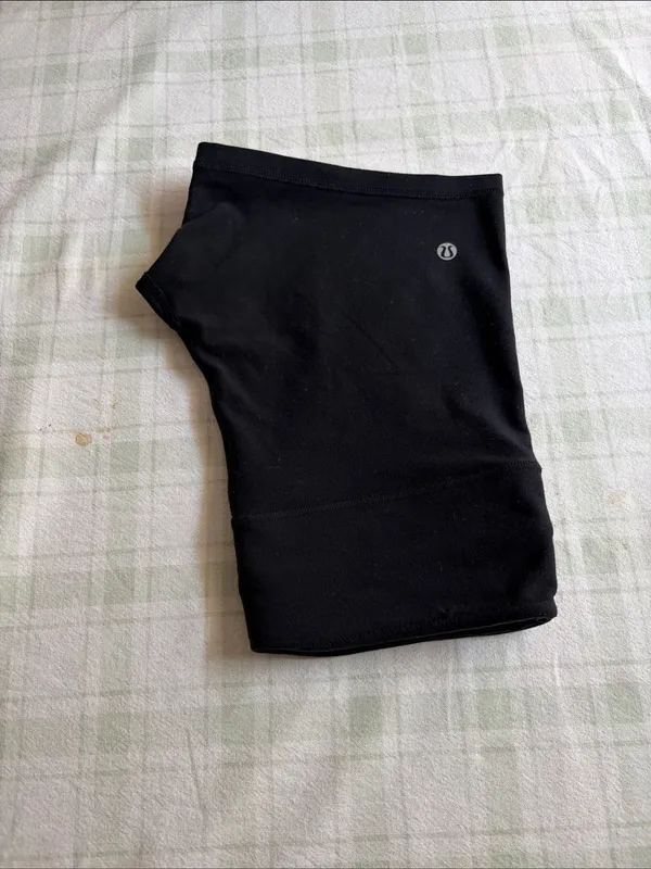 Lululemon Bike Women's High-Rise Active Shorts - Image 6