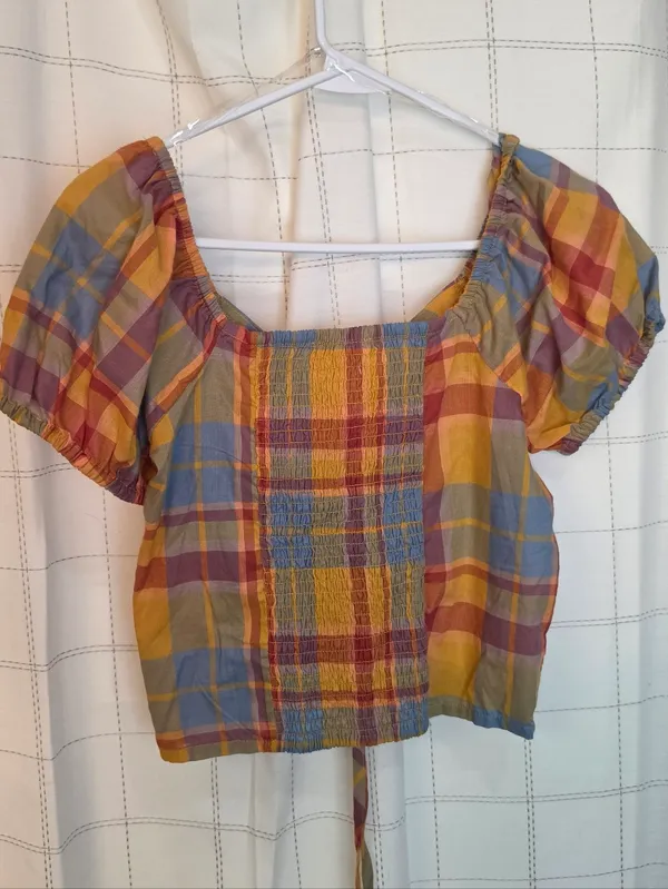 Miss Selfie Plaid Puff Sleeve Crop - Image 4