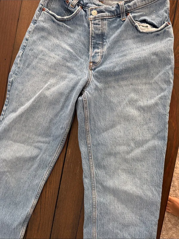 Abercrombie & Fitch Light Blue High Rise Jeans - Image 3