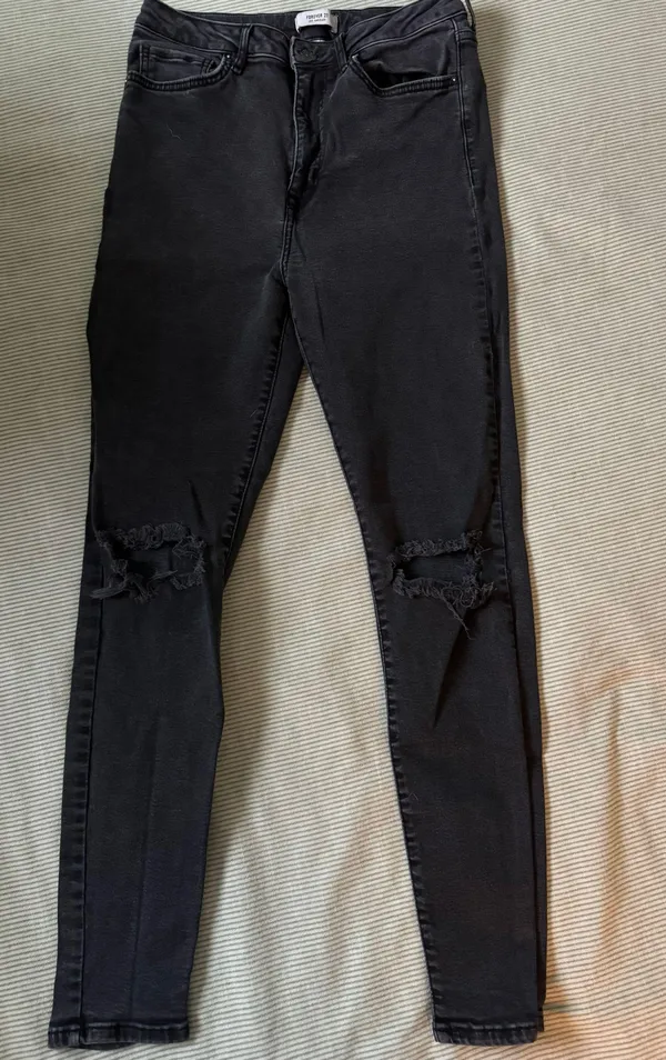 Black Jeans - Image 3