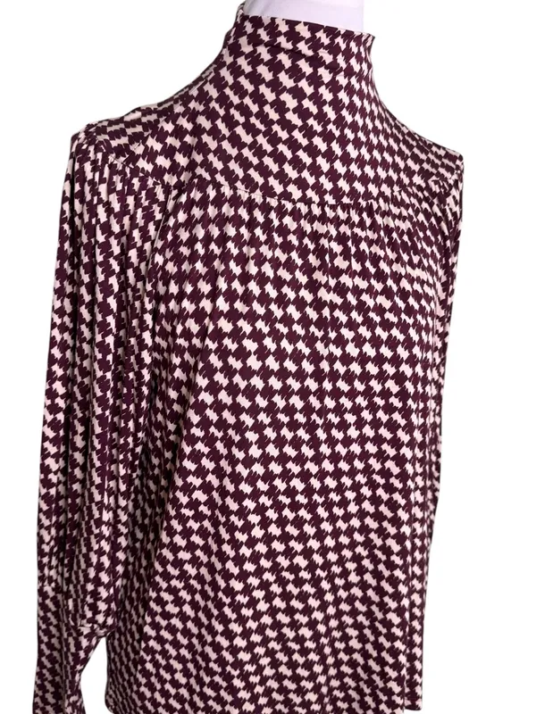 Ann Taylor Mock Neck Houndstooth Blouse Burgundy Cream Medium NWT Popover - Image 3