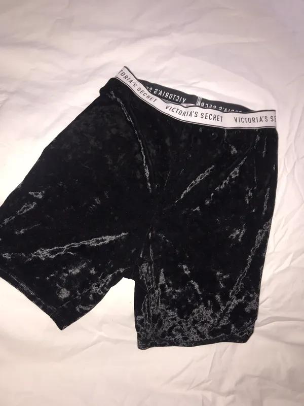 Black Size S - Image 2