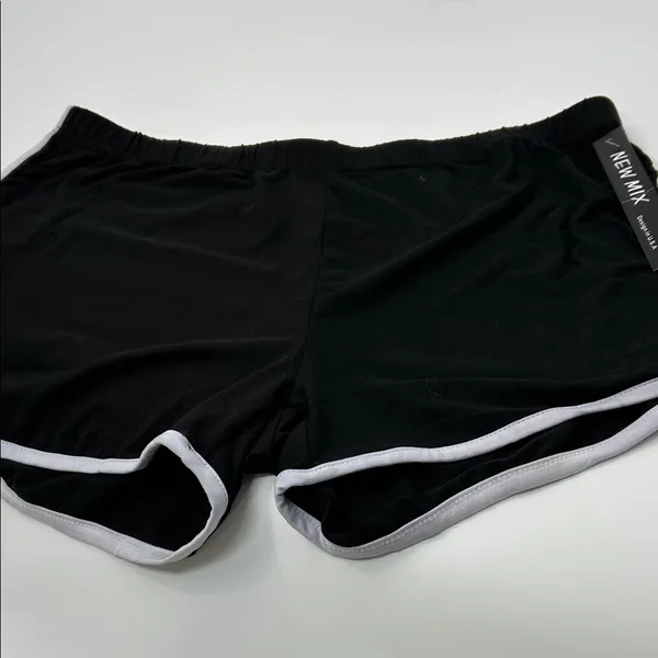 New Mix Black and White Women's Athletic Shorts - Image 3