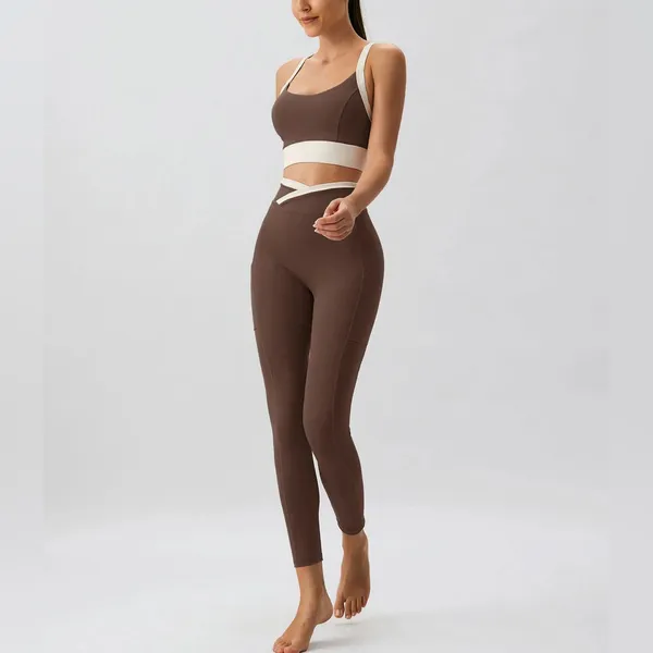 Berlook Activewear Coffee Contrast U Neck Sports Bra - Light Support - Image 4