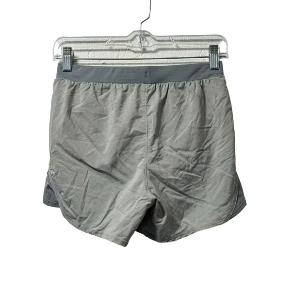 Under Armour Heat Gear Loose Shorts Women’s Size Med Grey‎ Running Sporty Active - Image 2