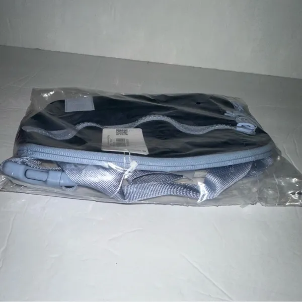 Lululemon All Day Essentials Belt Bag 2.5L True Navy/Blue Linen 🆕 SOLD OUT - Image 9