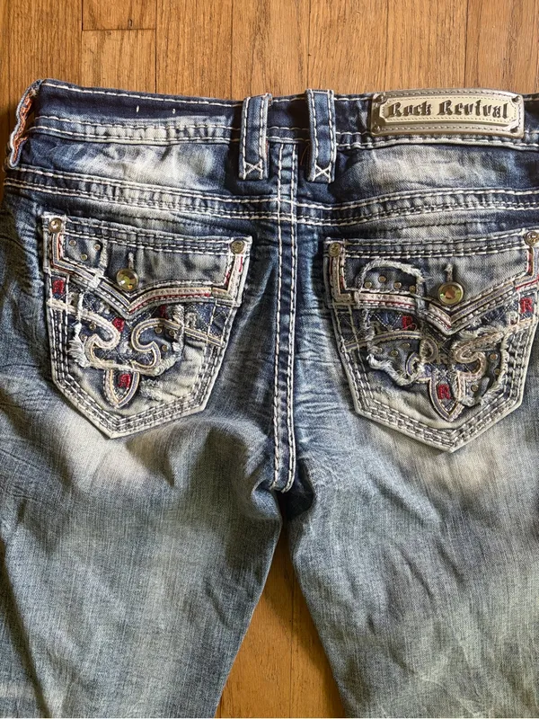 Rock Revival Embellished Back Pocket Skinny Jeans - Light Wash - Image 5