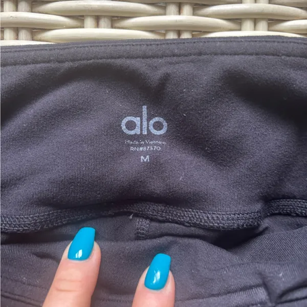 Alo Black Mesh Medium‎ Leggings medium athleisure workout yoga travel layered - Image 6