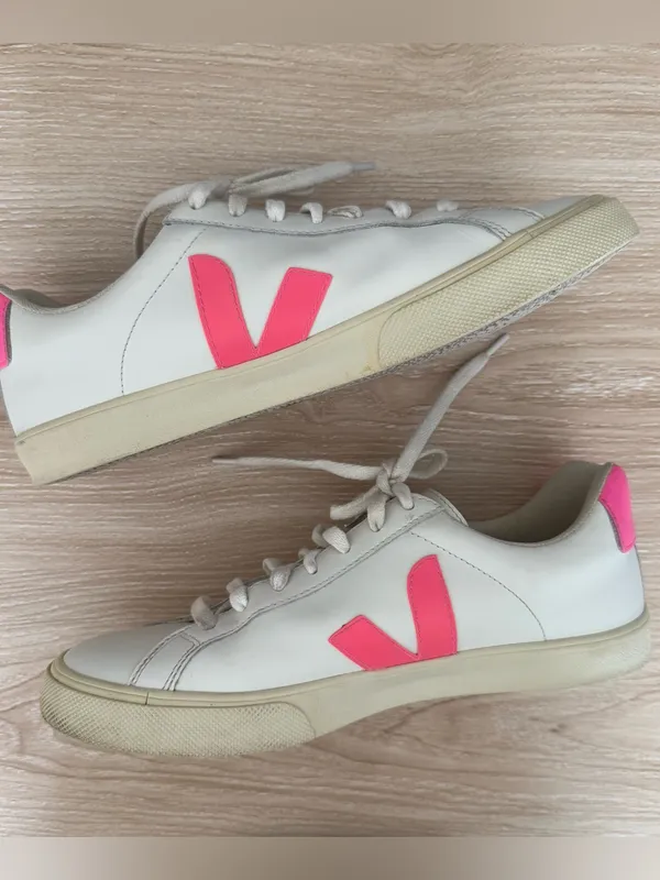 Veja Women’s 10 Esplar Low Sneakers Leather Pink White - Image 2