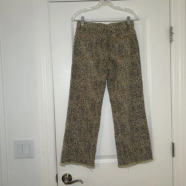 POL Leopard Print Distressed Straight Leg Jeans Tan Black Womens Small bold - Image 5