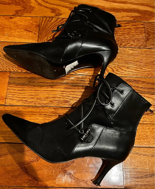 Nine West VTG Y2K Black suede/leather pointed toe with lace Ankle boots 7M - Image 4