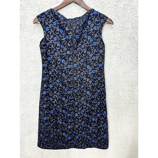 Lauren Ralph‎ Lauren Blue Floral Embroidered Sheath Dress Size 2P Wedding Guest - Image 3