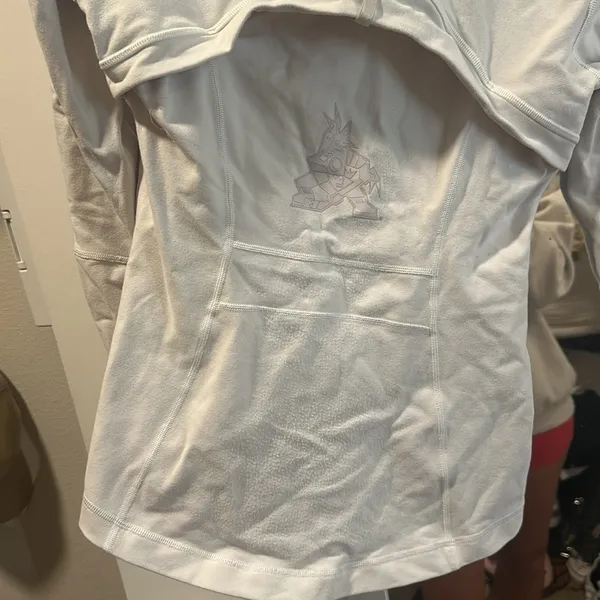 Define Jacket - Image 4
