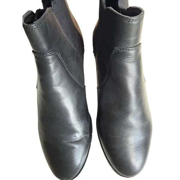 Karl Lagerfeld Paris Black Leather Chelsea Booties Gold Chain Lug Sole 7.5 - Image 10