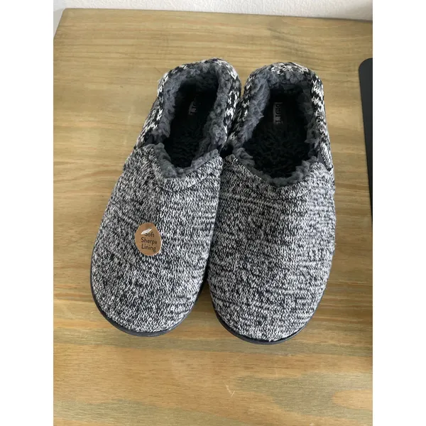 NWT Born Knit Sherpa Black and Gray Comfy Slip On Aztec Slippers Womens Small 6 - Image 2