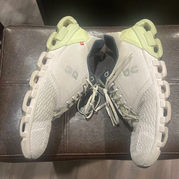 On Clouds Women's Sneakers - White and Lime Green - Image 4