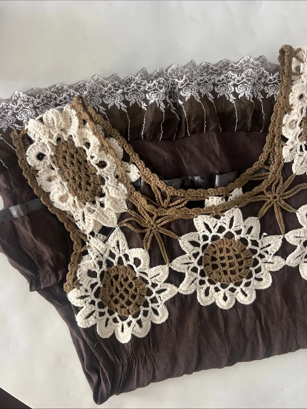 Brown Cottagecore Crochet Lace Trim 90s Vintage Brown Tiered Ruffle Tank Top M - Image 4