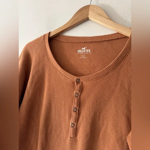Hollister Brown Terracotta Waffle Knit Henley Long Sleeve Top‎ - Image 2