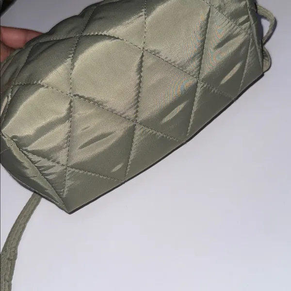 Vera Bradley Camera Bag Crossbody - Image 5
