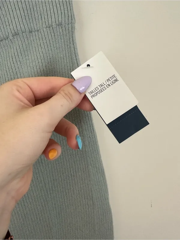 Abercrombie and Fitch Light Blue Gray Knit Midi Skirt Size Small NWT - Image 4