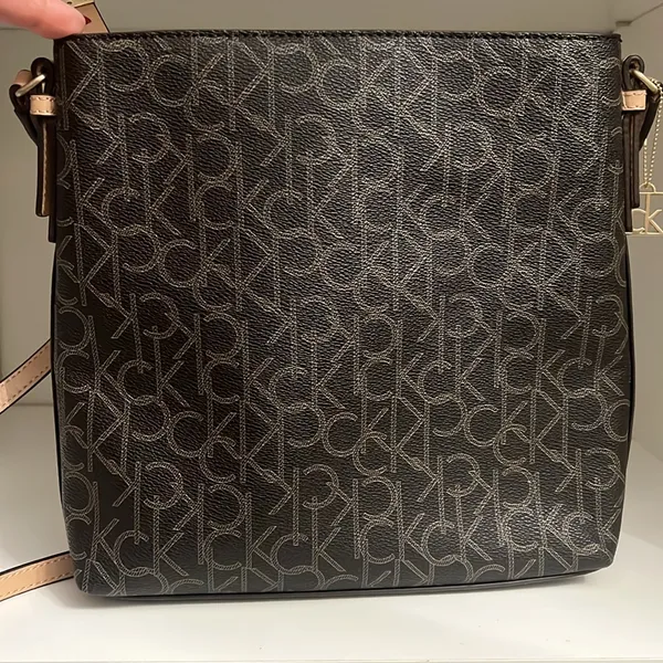 Calvin Klein crossbody bag - Image 4