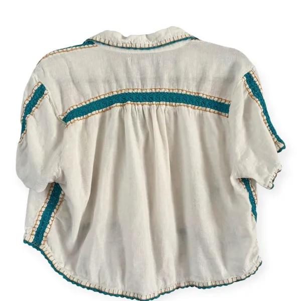 Urban Outfitters UO Rowan Souvenir Floral Embroidered Button Down Blouse Small - Image 2