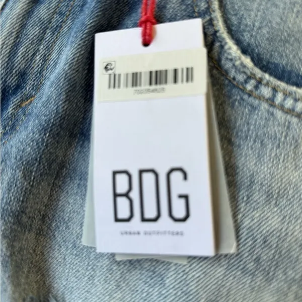 BDG Urban Outfitters Harri Low Rise‎ Boyfriend Distressed Denim Jean Shorts 27 - Image 9
