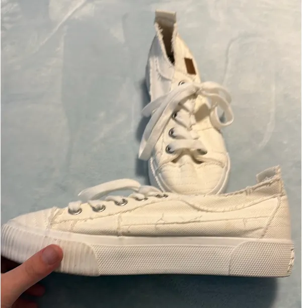 Blowfish Malibu Sneakers - Image 4