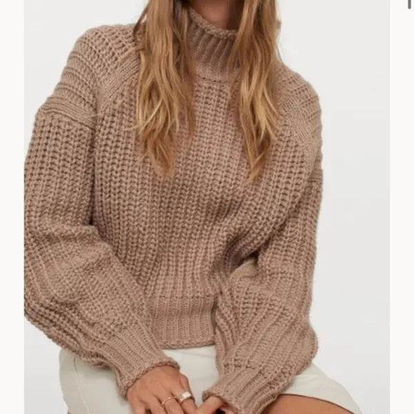H&M Chunky Knit Turtleneck Boxy Sweater - Image 2