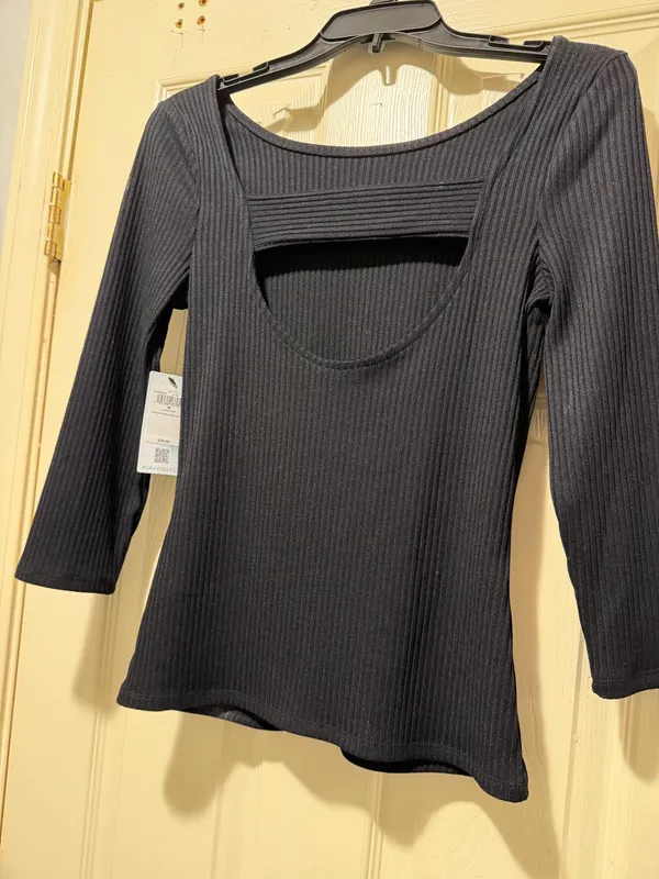 Guess Black ribbed shirt - Image 3
