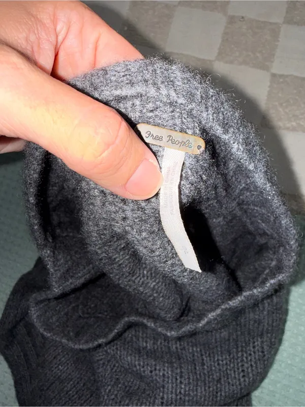 Free People 100% Cashmere Ribbed Knit Sweater Gray Small - Image 5