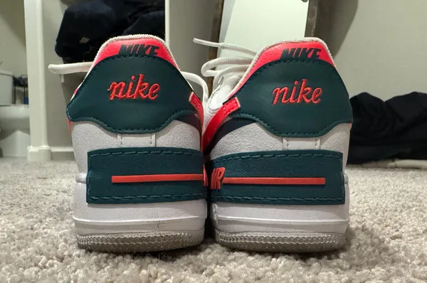 Nike Air Force 1 - Image 4